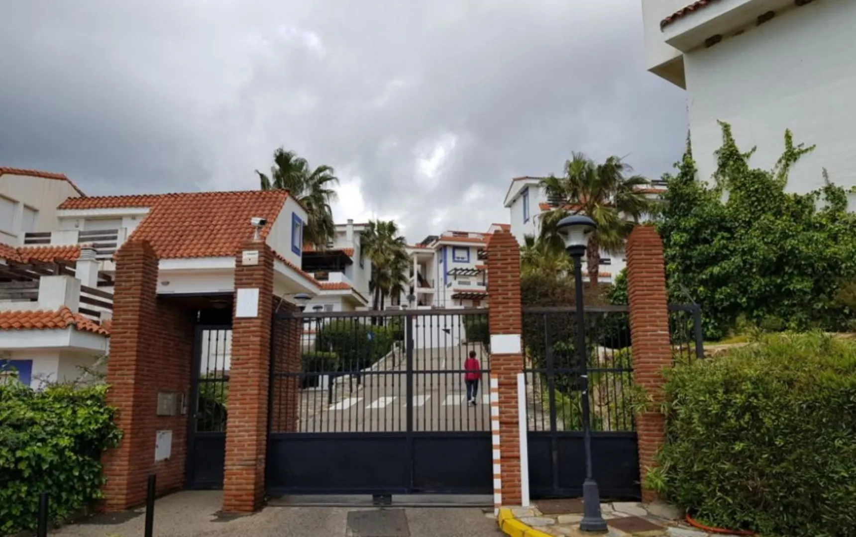 This Spectacular 3-Bedroom Apart Manilva Spain